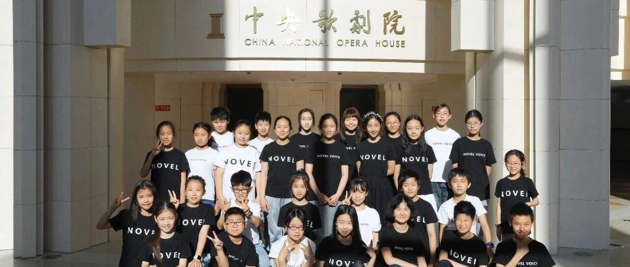 亲爱的小孩，节日快乐